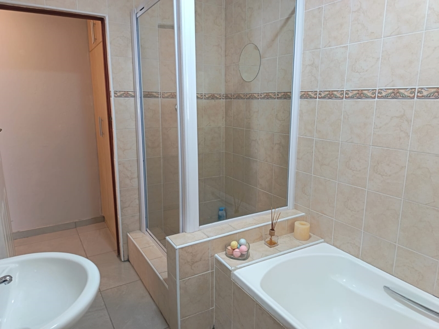 2 Bedroom Property for Sale in Strelitzia Park Eastern Cape